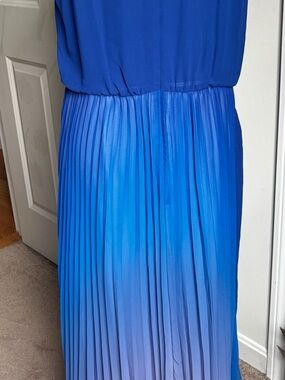 Phase Eight Women’s Ombre Blue Pleated Maxi Dress
